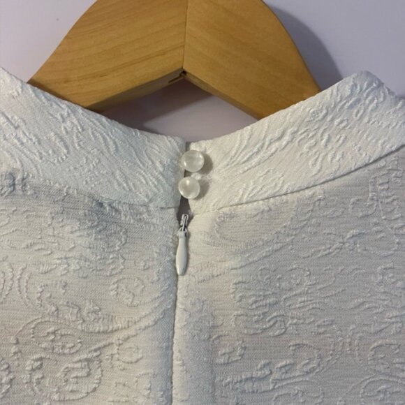 Renuar Textured White Dressy Tank Top - Size Large - Picture 3 of 7